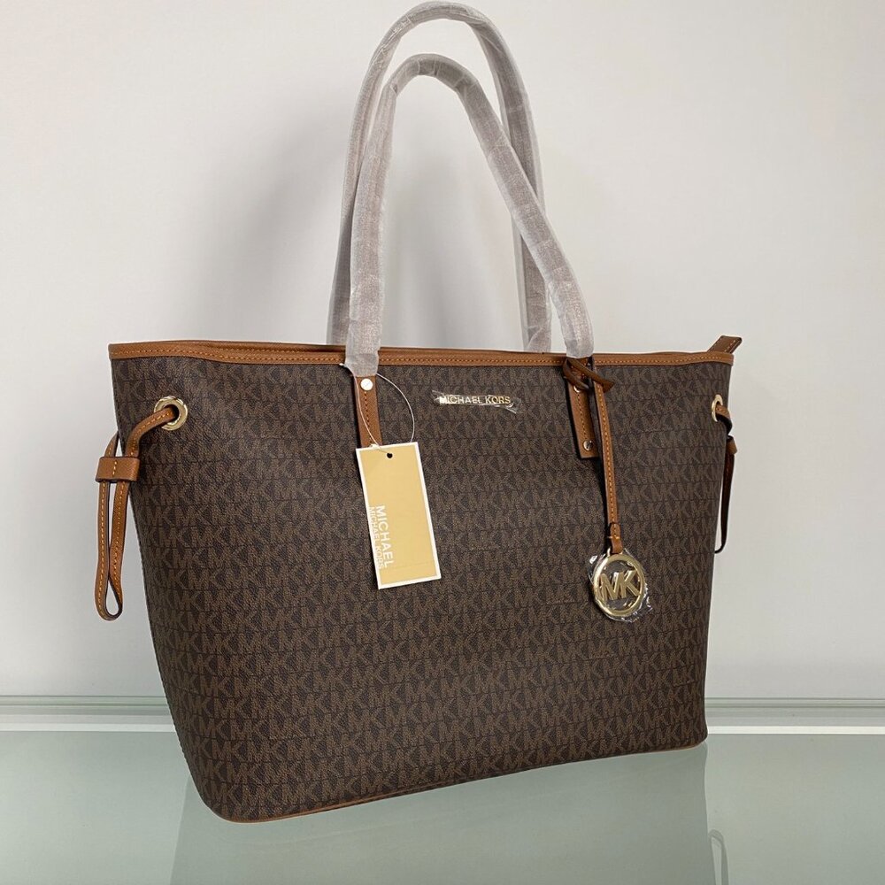 Michael Kors handbags - Picture 3 of 9